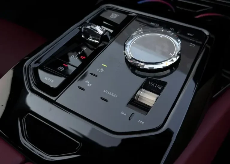 BMW 520I (4)