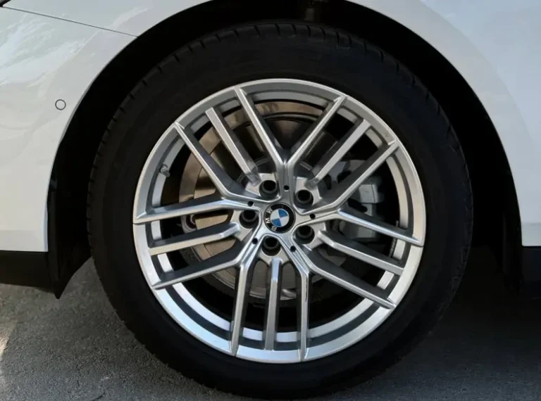 BMW 520I (9)