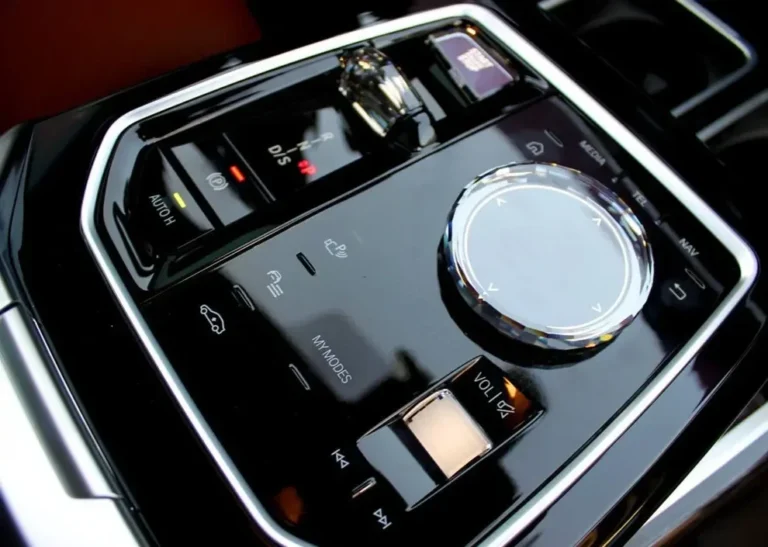BMW 735I (5)