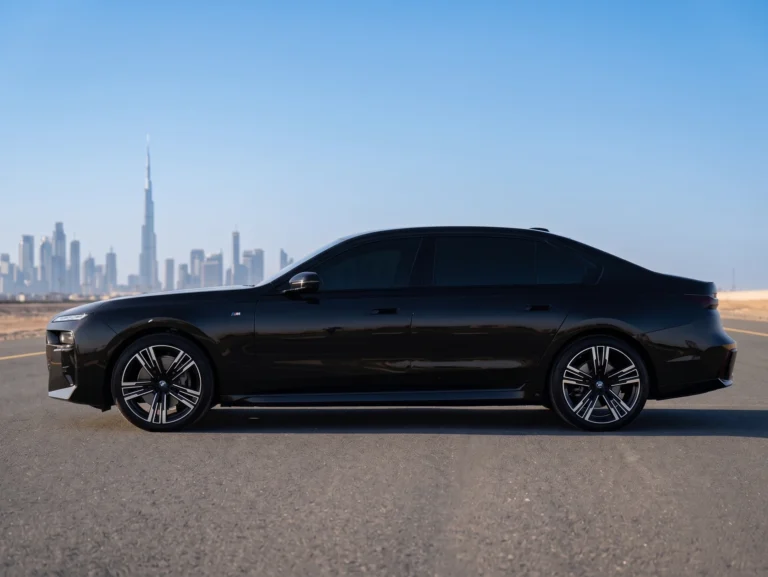 BMW 740I (2)
