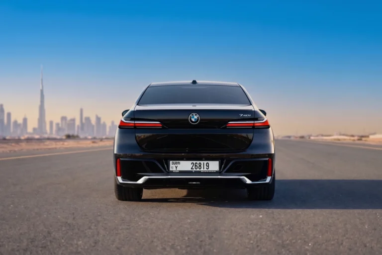BMW 740I (3)
