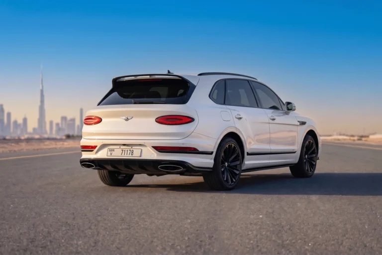 Bentley Bentayga (2)