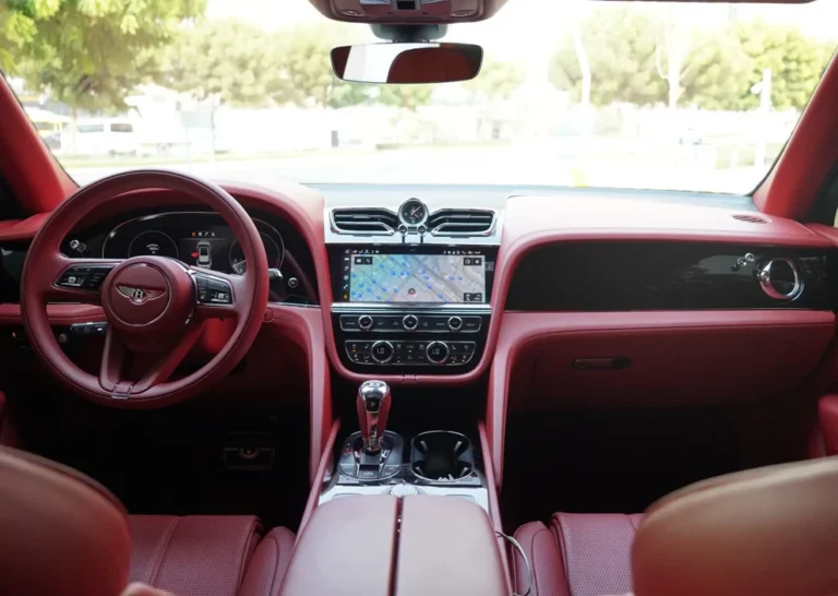 Bentley Bentayga (7)