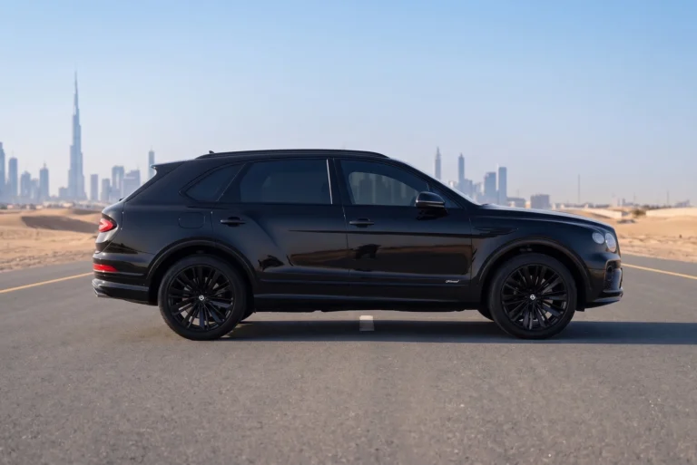 Bentley Bentayga Azure (2)