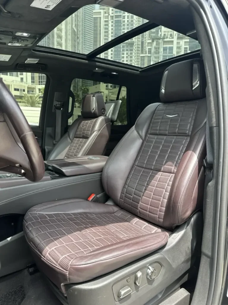 Cadillac Escalade (5)
