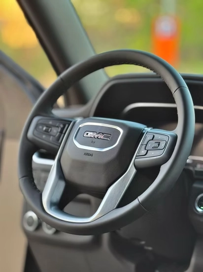 GMC Yukon (4)